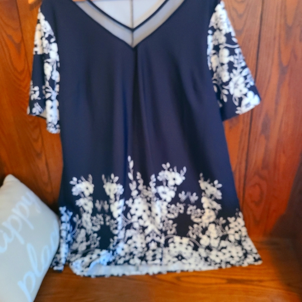 New lightweight dress 3XL